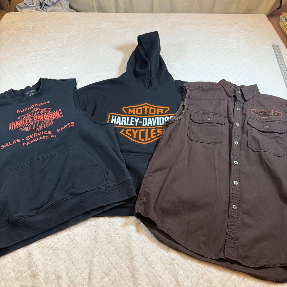 Harley Davidson Men’s size Large Bundle of 3 items - good condition- see photos
